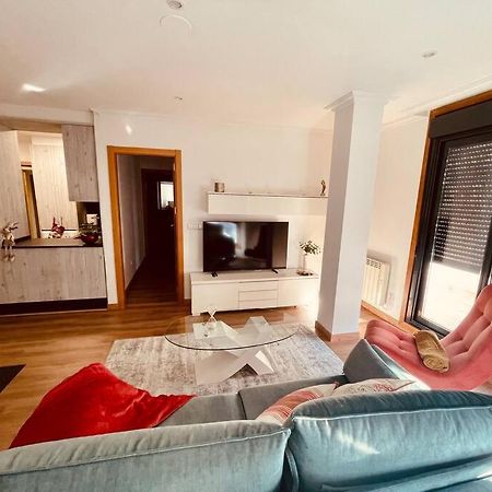 Apartamento Centrico Y De Diseno Con Parking Vigo Ngoại thất bức ảnh