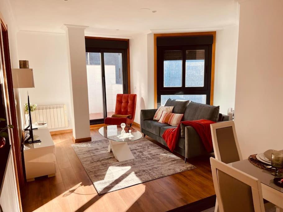 Apartamento Centrico Y De Diseno Con Parking Vigo Ngoại thất bức ảnh