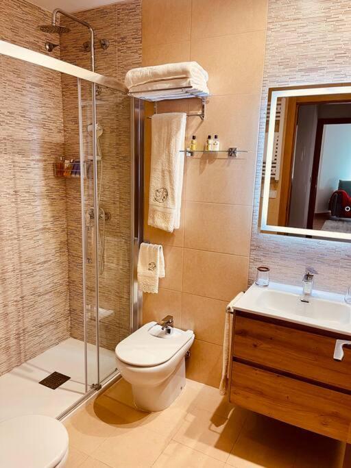Apartamento Centrico Y De Diseno Con Parking Vigo Ngoại thất bức ảnh