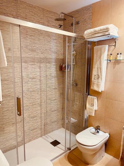 Apartamento Centrico Y De Diseno Con Parking Vigo Ngoại thất bức ảnh